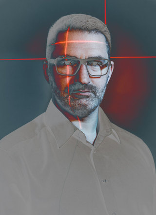 Christian Caballero, Engineer, Din Magazin